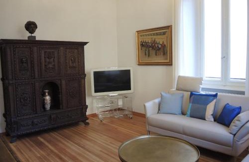 Bellinzona Apartment | Casa Augusto by Fewotessin