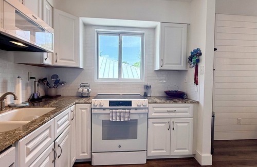 Key Largo House | Casa Azul a Charming 3-bedroom house in Key Largo