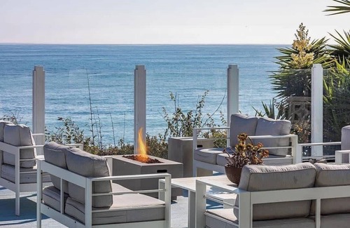 Malibu House | Casa Azul by Oraklus
