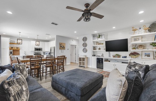 Port Aransas House | Casa Azul - Spacious 4 Bedroom w/boardwalk access