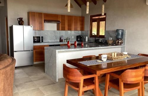 Troncones Villa | Casa Bajito Bay