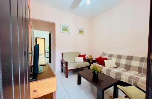Pereque-Acu House | Casa Bauri Espaçosa com Churrasqueira e só 600m da praia Perequê Açú