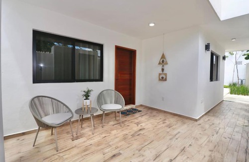 Colonia Adolfo Lopez Mateos House | Casa Belcher