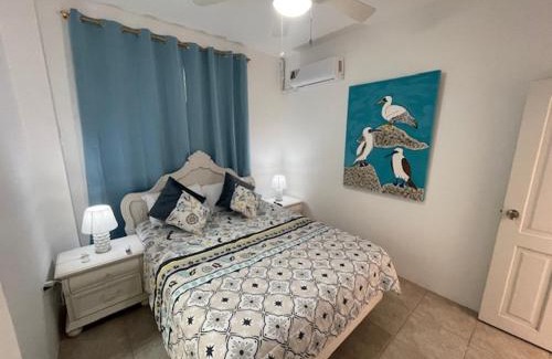 Crucita Bed & Breakfast | Casa Bella Bed & Breakfast