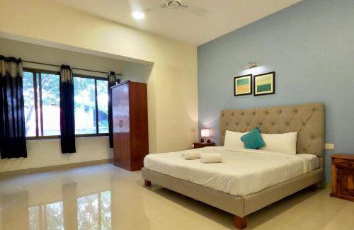 Betim Apartment | Casa Belle 3 BR Town Home short drive to Panjim City and Casino