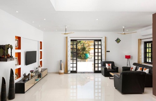 Ilhas Villa | Casa Belo - 4BHK Villa with Private Garden & River View