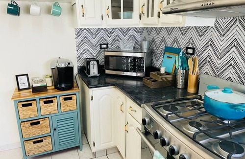 La Paz House | CASA BELUGA, Private home in the HEART of Downtown La Paz