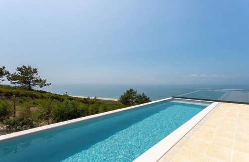 Serra da Pescaria Villa | Casa Berlenga - Holiday villa with private pool - SCH080