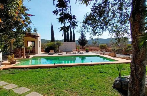 Sant Joan de Labritja House | Casa Bet con piscina y jardín.