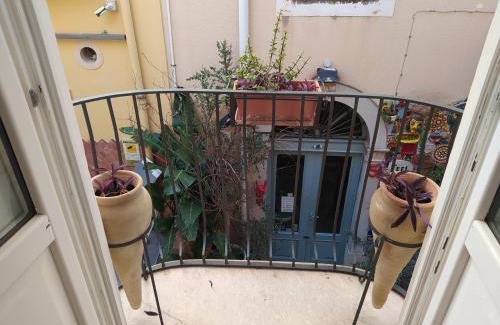 Taormina City Centre Apartment | Casa Bianca - Luxury with balcony in the city Centre