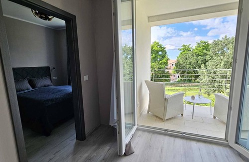 Matohanci Apartment | CASA BIANCA One-Bedroom Apartment with Balcony 1