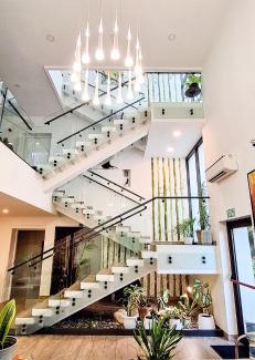 Osu Apartment | Casa Bianca, OSU, Premium Luxury, Free breakfast, Pool & gym, Restaurant, Airport 15 mins