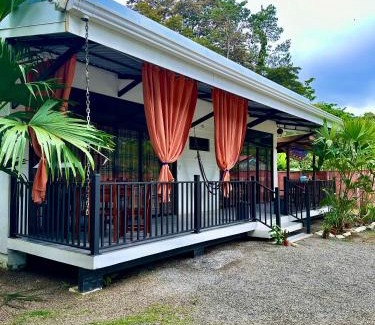 Puerto Viejo de Talamanca House | Casa Black Playa Negra de Puerto viejo