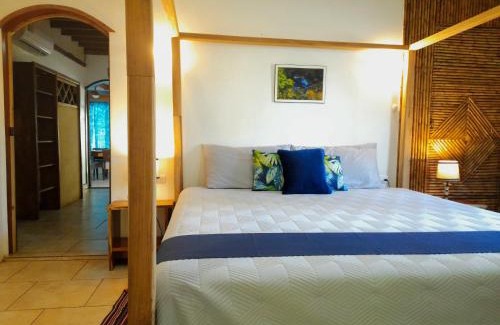 Manzanillo House | Casa Blanca Beachfront House with Shared Pool Access Pangea Lodge