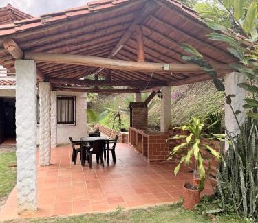 Socorro House | Casa Blanca
