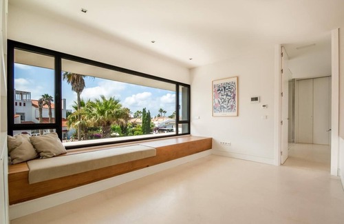 Cabo Roche Villa | Casa Blanca - Fantastic designer villa with private pool near the beach