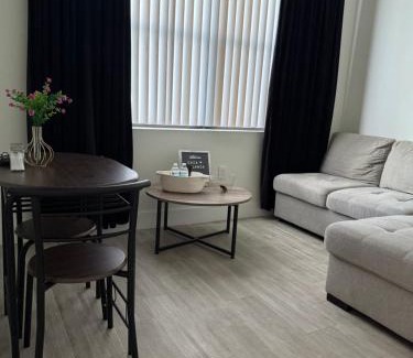 Sunshine Apartment | Casa Blanca Private Suite