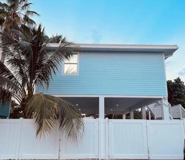 Marathon House | Casa Blue Flamingo - In the Florida Keys - minutes from the beach