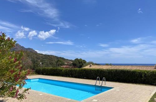 Tertenia Apartment | Casa Boeri - Vista mare con piscina e giardino Residence Abba Urci