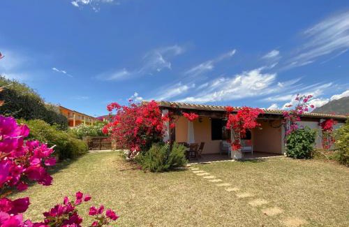 Tertenia Apartment | Casa Boeri - Vista mare con piscina e giardino Residence Abba Urci