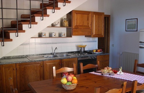Montaione Villa | Casa Bonaventura E: A welcoming two-story villa in the characteristic style of the Tuscan countryside, with Free WI-FI.