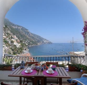 Positano House | Casa Bouganville