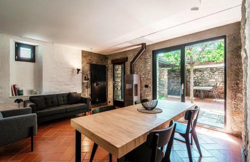 Collina d'Oro House | Casa Brocchi by Quokka 360 - unique design house with garden