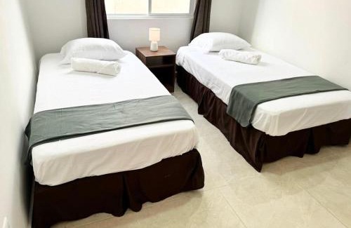 Cancun House | Casa Cómoda en Privada con Canchas y Alberca