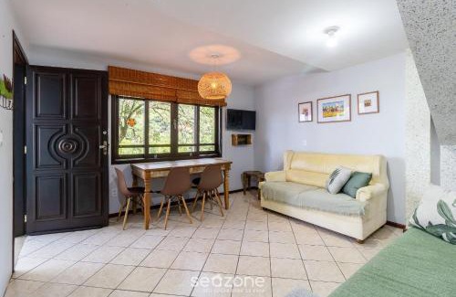 Porto da Lagoa House | Casa c/piscina e pistas de skate STM0500