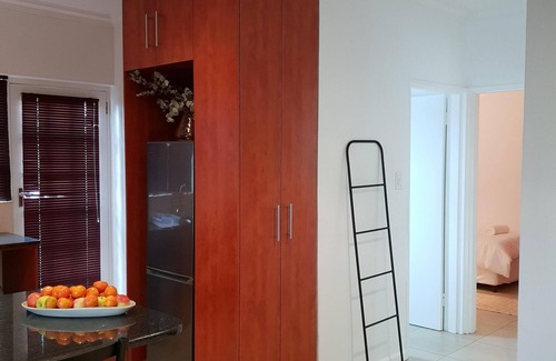 Caledon Apartment | Casa Caledon family friendly luxury accommodation.