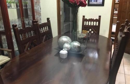 San Felipe de Los Alzati Ski Chalet | CASA CAMPESTRE
