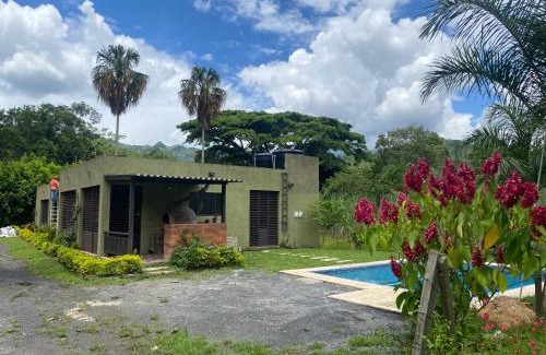 Villeta House | CASA CAMPESTRE VACACIONAL