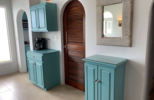 West End Villa | CASA CARIBE OCEANFRONT TWO STORY LOFT VILLA, Air Conditioning, Beautiful Views.