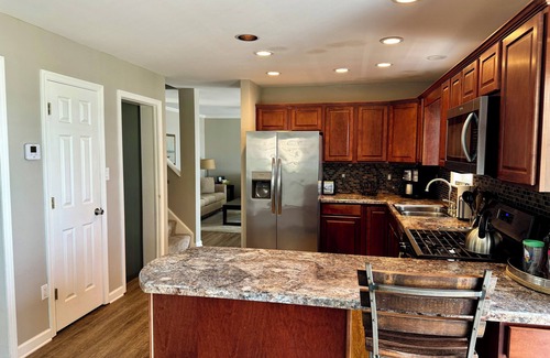 Town of Owasco House | Casa Carmela — Lakefront Home on Owasco Lake — Upscale Stunning Retreat