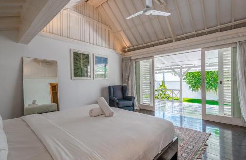 Batu Bolong Villa | Casa Casbah Villa by Betterplace