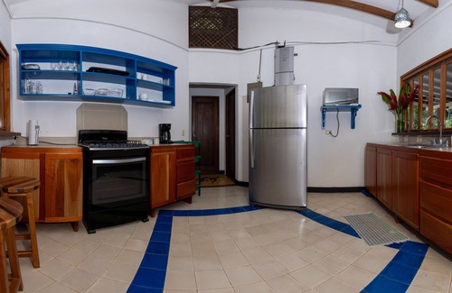 Portalon House | Casa Cedro/Vacation Home/Near the River/Private Pool/BBQ