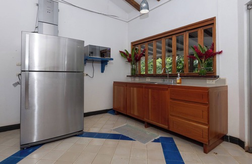 Portalon House | Casa Cedro/Vacation Home/Near the River/Private Pool/BBQ