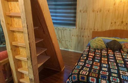 Puerto Williams House | Casa, central a orilla de playa