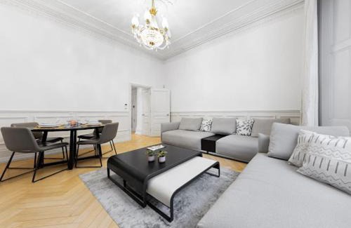 Redcliffe Apartment | Casa Chelsea Lux 2 Bed