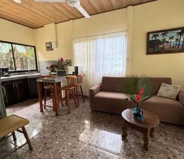 Cahuita House | Casa Chilamate