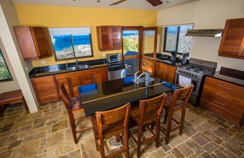 Rancho Santana House | Casa Cinco Bandidos K6 · Casa Cinco Bandidos - Amazing Ocean Views!