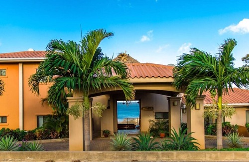 Rancho Santana House | Casa Cinco Bandidos K6 · Casa Cinco Bandidos - Amazing Ocean Views!