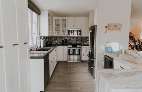 San Clemente House | Casa Clemente - Modern Spanish Beach Home in San Clemente, Near Beach & Downtown