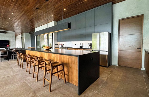 Savegre House | Casa Colibrí – Luxury Ocean-&-Jungle Villa - Amazing Views!