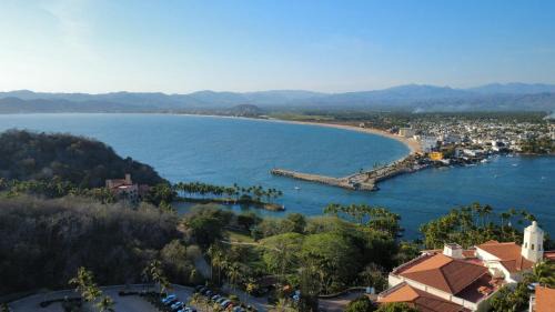 Isla Navidad Villa | Casa Colina