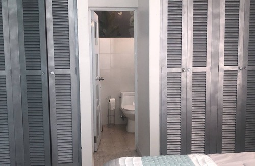 Maleza Baja Bed & Breakfast | Casa Colorida