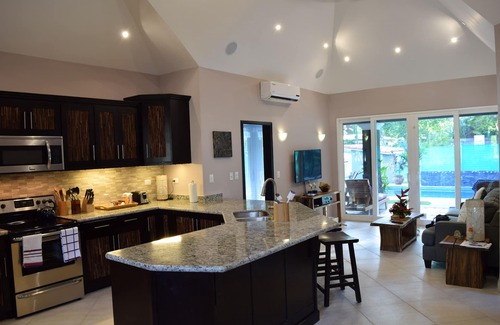 Potrero House | Casa Columbine Private Beach Side Escape