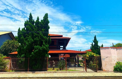 Praia da Armacao do Itapocoroi House | Casa com Piscina em Penha/SC - Beto Carrero