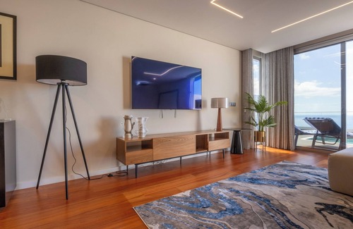 Santa Luzia House | Casa com Vista Fabulosa Sobre a Baía do Funchal, a 5mt