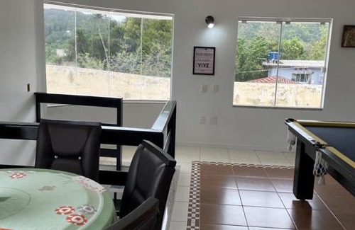 Governador Celso Ramos House | Casa completa com piscina no Paraíso do Brasil